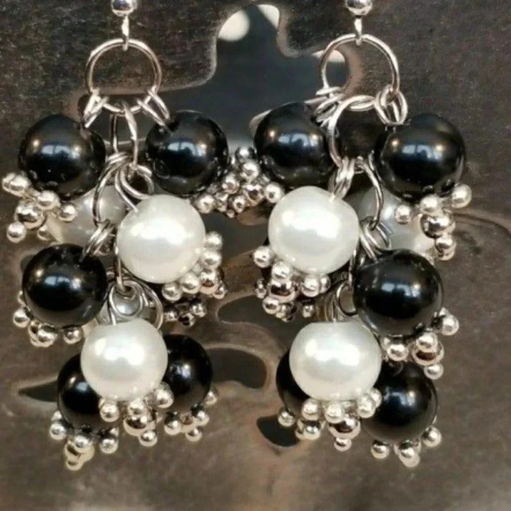 Fancy Glass Grape Cluster Earrings Black White - Picture 4 of 6